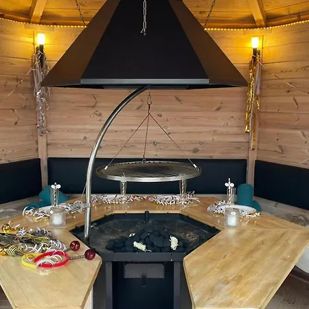 Apartament Gruppenurlaub Mit Viel Platz Und Doch Mit Privatsphaere Zinnowitz